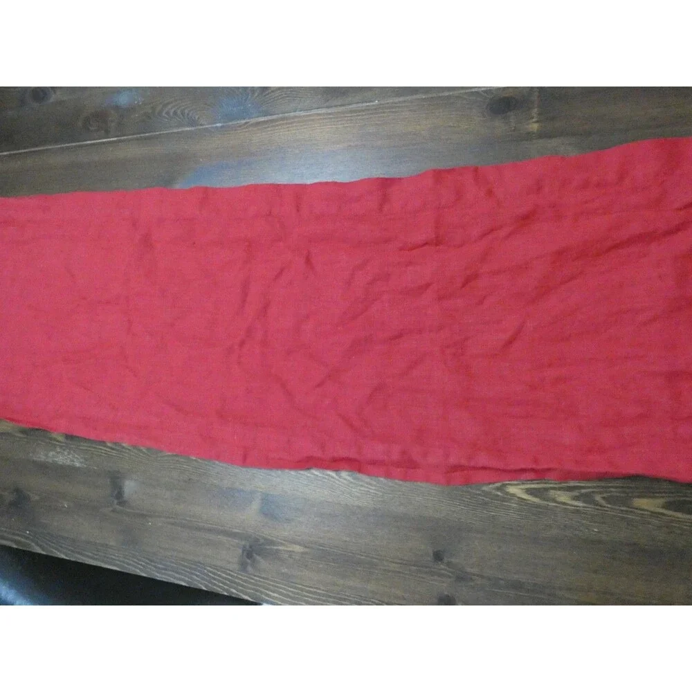 D'Moksha 100% Linen Woven Red Tablerunner 60